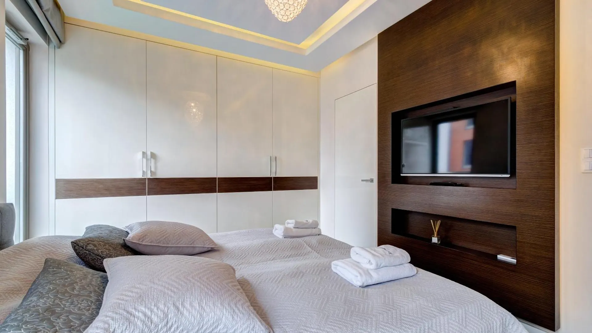 Dom & House - Old Town Waterlane Apartment Gdansk Poland